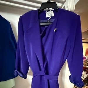 Le Suit Women's Rich Purple Jacket and skirt